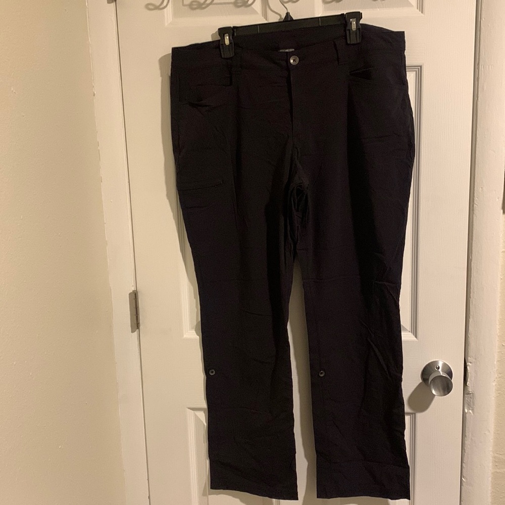 Eddie Bauer size 18 roll up hiking pants